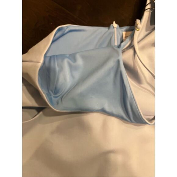 New CHLOE KRISTYN Tori One Shoulder Cut Out Bodycon Dress in Dusk Blue - Picture 5 of 9